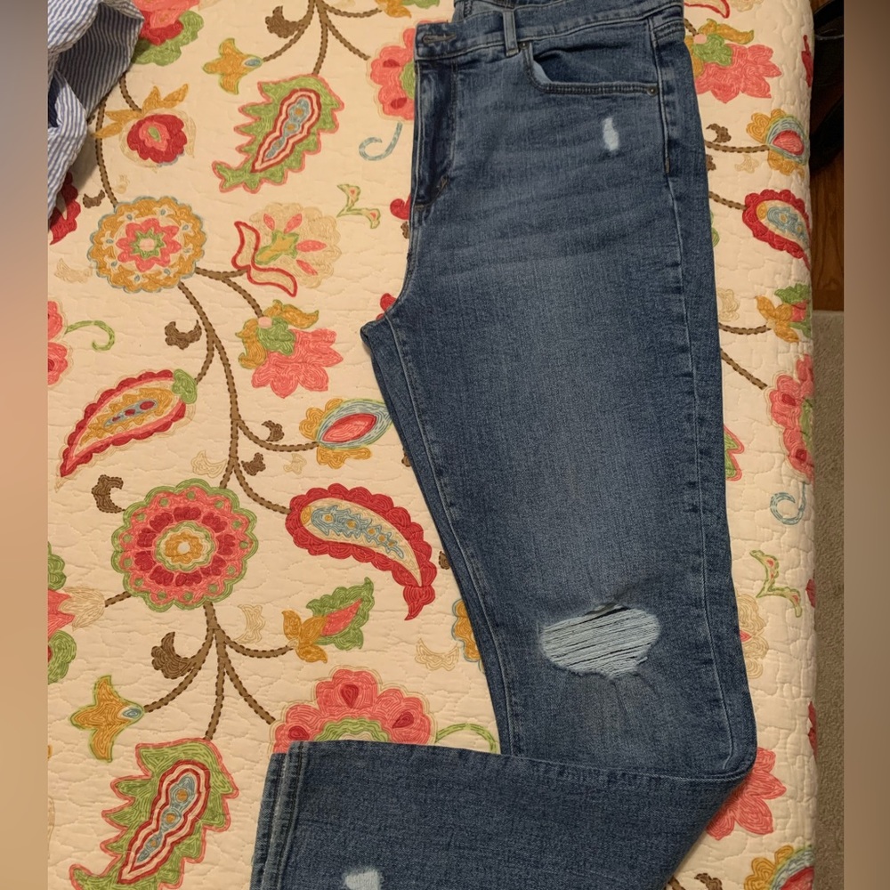 Loft skinny jeans. Slightly distressed. New. Size 12